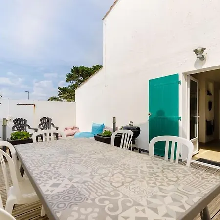 Maison 3 Chambres, Terrasse Et Piscine