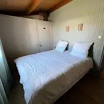 Maison 3 Chambres, Terrasse Et Piscine *