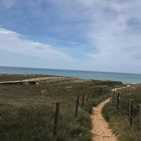 Maison 3 Chambres, Terrasse Et Piscine *
