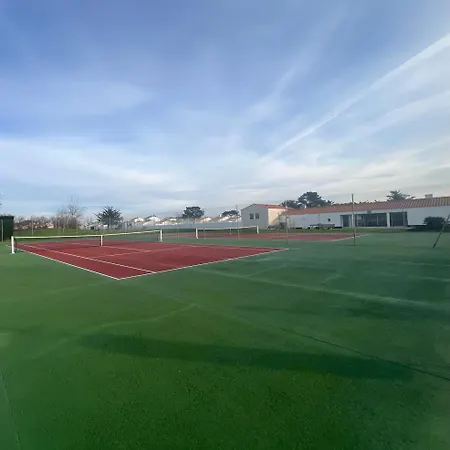 Maison 3 Chambres, Terrasse Et Piscine Holiday home