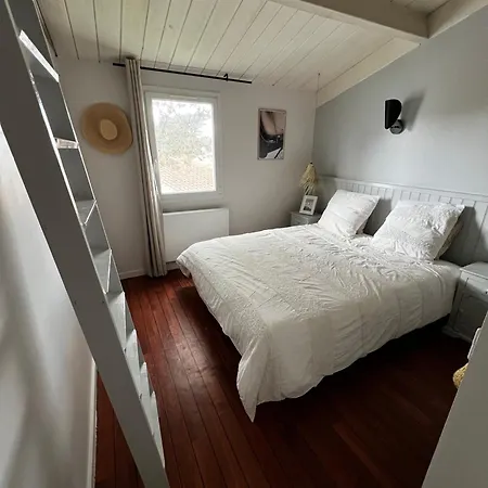 別荘 Maison 3 Chambres, Terrasse Et Piscine
