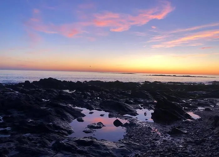 Maison 3 Chambres, Terrasse Et Piscine *